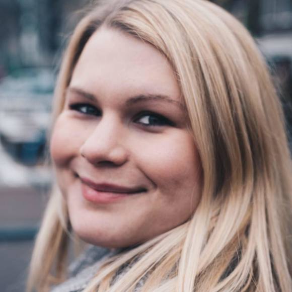 Meet your Posher, Brooke - Picture 1 of 1